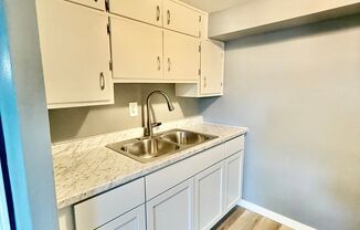 Renovated 1 Bedroom, 1 Bathroom Apartment – Prime Fargo Location Near NDSU!