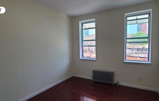 37 34 12 ST