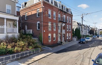 6 beds, 3 baths, 3,290 sqft, $6,500, Unit 0