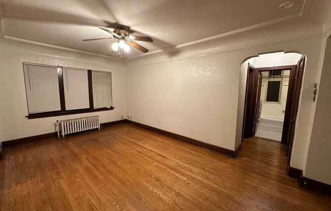 1428 E Capitol Drive