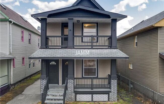 1851 W 52 ST