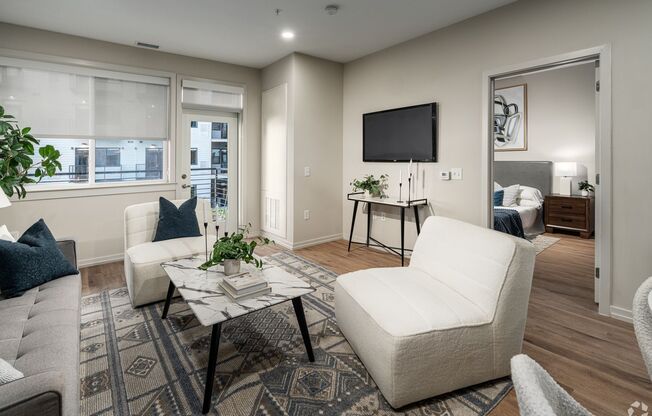 1 bed, 1 bath, 806 sqft, $2,216