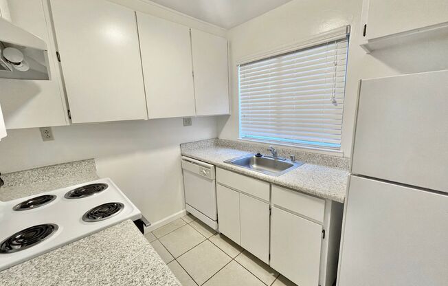 1 bed, 1 bath, $1,525, Unit 05