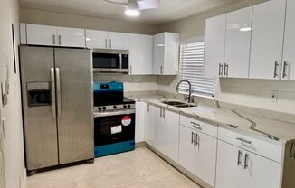 3 beds, 2 baths, 1,500 sqft, $2,700, Unit 853