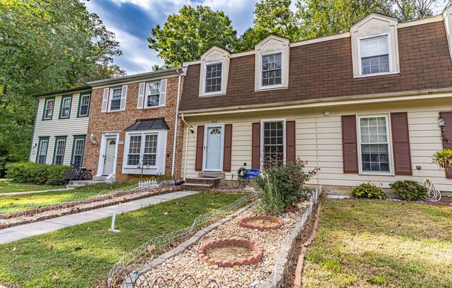 3 Bedroom Townhome in Great Location!