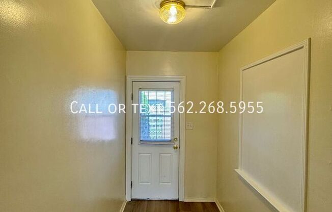 4318 N LAKEWOOD BLVD