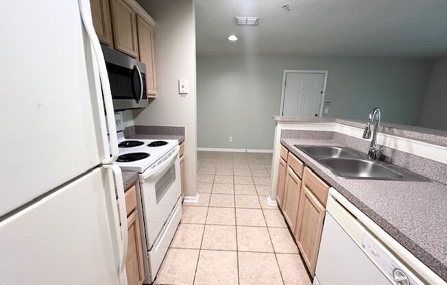 1 bed, 1 bath, $1,050, Unit # 1524