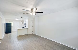 2 beds, 1 bath, $1,175, Unit #10