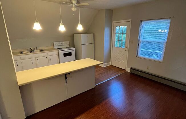 151 Kendall Ave - (04121)