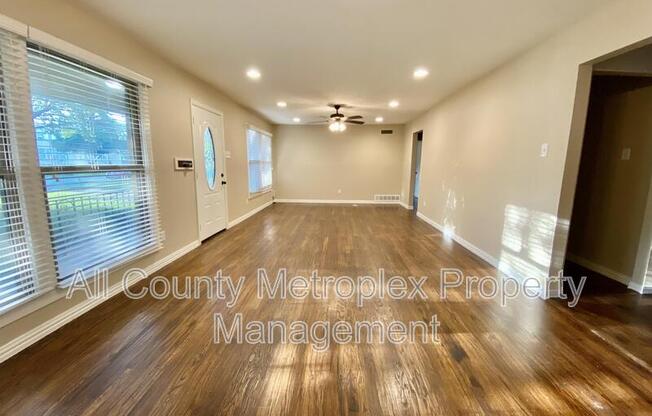 9562 MERCER DR