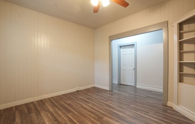 3 beds, 1 bath, $2,600, Unit 331