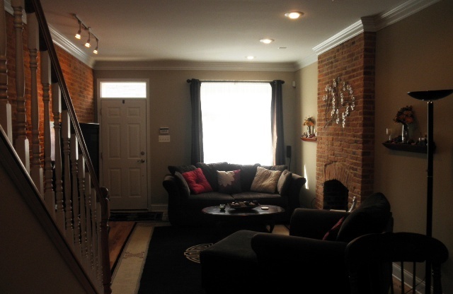 33 N. Milton Ave. - Stunning 3 bed, 3 bath Townhouse