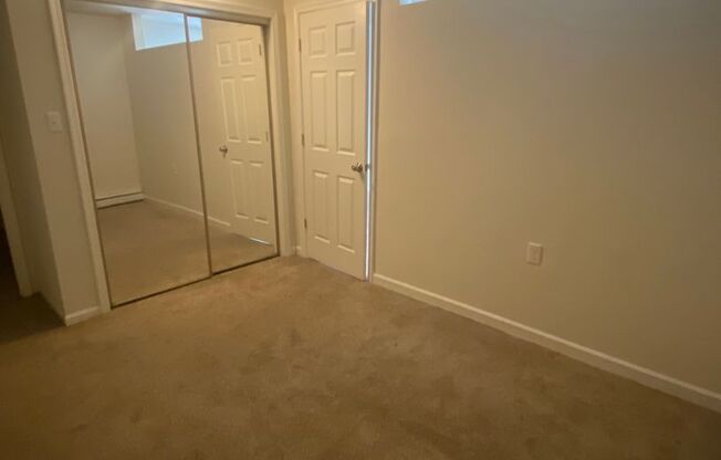 1 bed, 1 bath, 460 sqft, $1,150, Unit 207