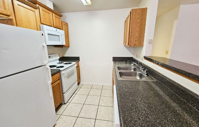 3 beds, 2 baths, $850