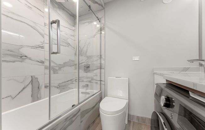 1 bed, 1.5 baths, 662 sqft, $2,495, Unit 14J