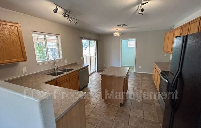13261 W GELDING CIR
