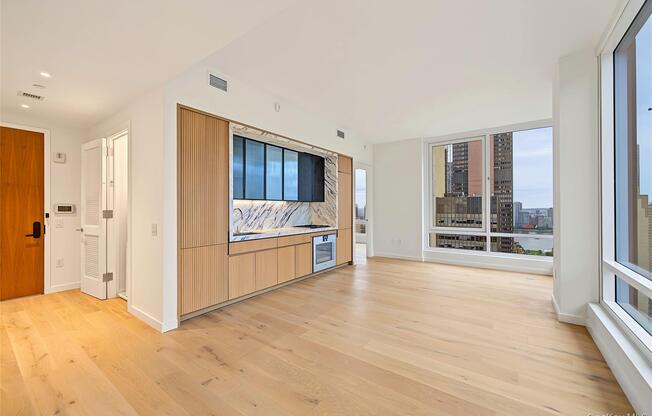 2 beds, 2 baths, 835 sqft, $12,500, Unit 30C