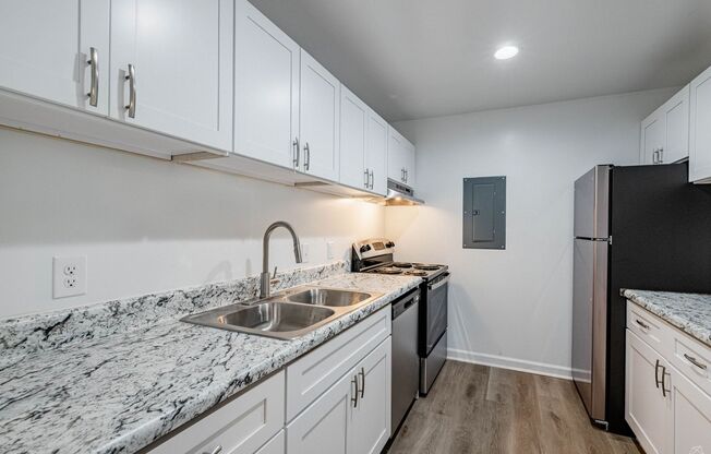 3 beds, 2 baths, 1,200 sqft, $1,995, Unit 2290-03