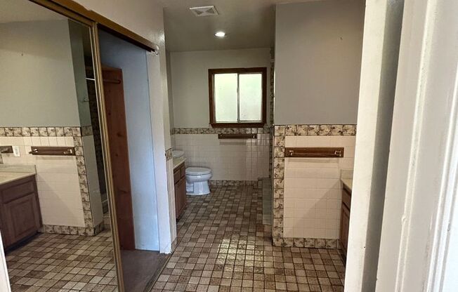 Studio, 1 bath, 1,000 sqft, $1,850, Unit B