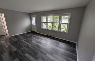 3 beds, 1 bath, $1,200