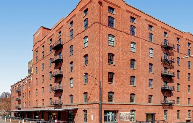 Historic Chown Pella Building - east facing Pearl District loft w/parking/rooftop deck