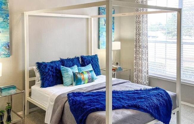 Sycamore Farms - Bedroom - Weidner