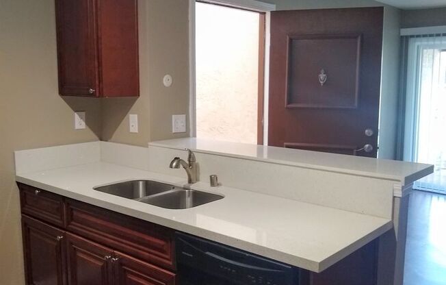 1 bed, 1 bath, 550 sqft, $2,138, Unit 010