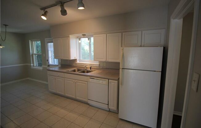 2 beds, 2 baths, $2,295