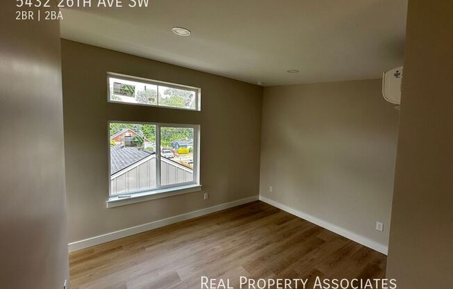 5432 26 AVE SW