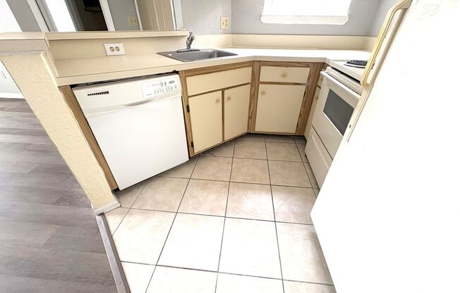 Plaza Millennium 1/1 Third Floor