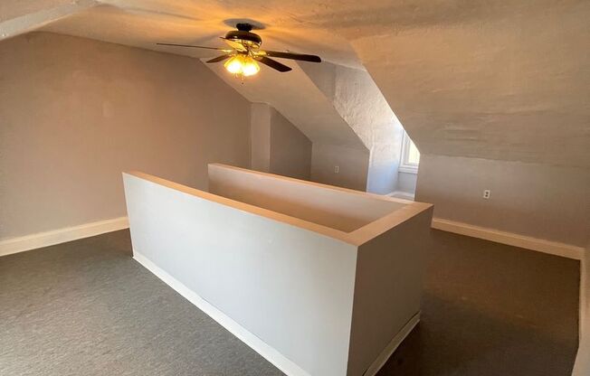 3 beds, 1 bath, $1,900