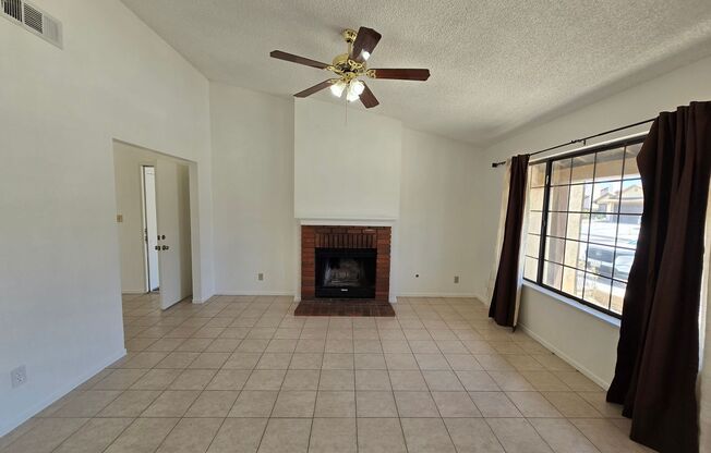 1743 W Avenue K9 Lancaster CA 93534