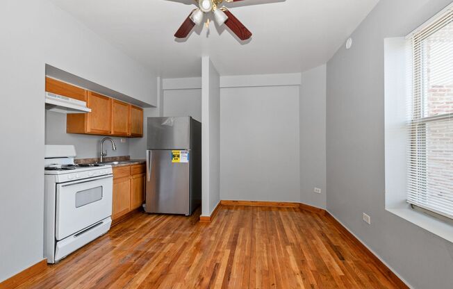 Studio, 1 bath, 300 sqft, $995, Unit 6314-204