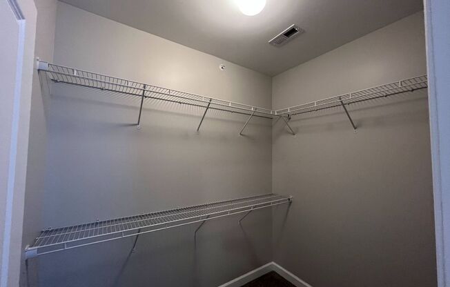 2 beds, 2 baths, 1,160 sqft, $1,599, Unit 138-407