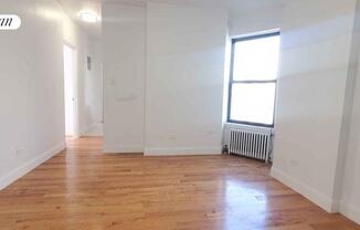 3 beds, 1 bath, $2,999, Unit 25