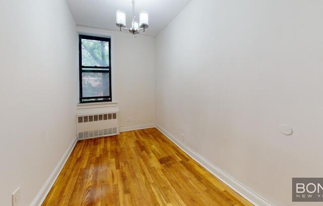 2 beds, 1 bath, $3,266, Unit 2D