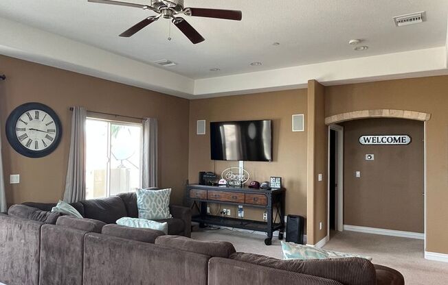 WINTER VACATION RENTAL - 3 Bedroom/3 Bath Condo