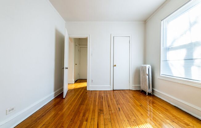 7941 S Marquette
