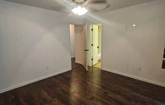 3 beds, 2 baths, $1,700