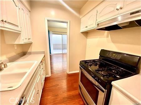 2 beds, 1.5 baths, 1,197 sqft, $2,950