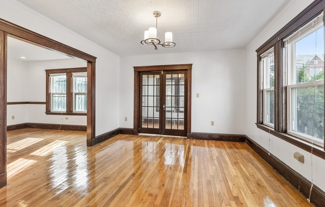 28 SUNSET ST