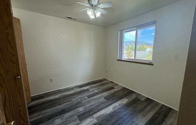 3 beds, 1 bath, $1,550