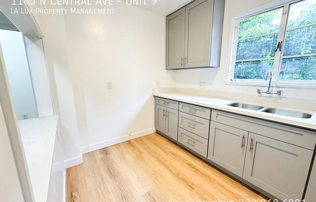 1145 N CENTRAL AVE