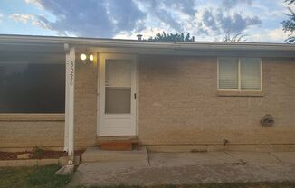 2 beds, 1 bath, $1,350