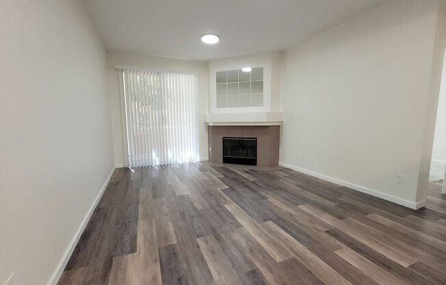 River Colony townhome - centrally located