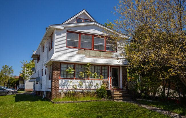 8505 Garfield