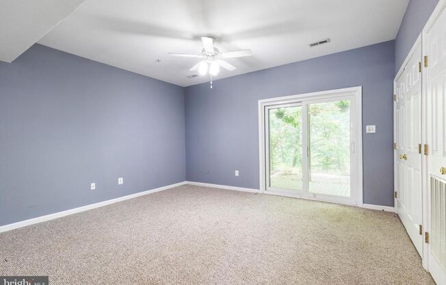 3bd 2.5bth home nestled in the sought-after Piney Orchard community
