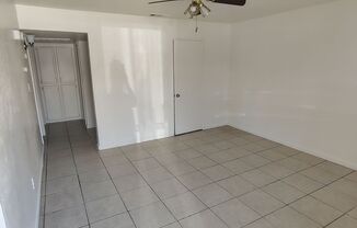 2 Bed / 1 Bath – Gated Unit with Private Patio | Bakersfield