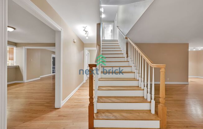 Stunning Bellevue Home for Rent