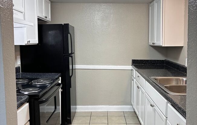 2 beds, 1 bath, 953 sqft, $1,349, Unit 520